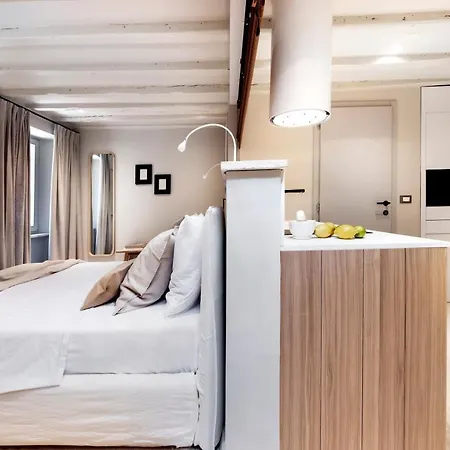 Calnova Apartment