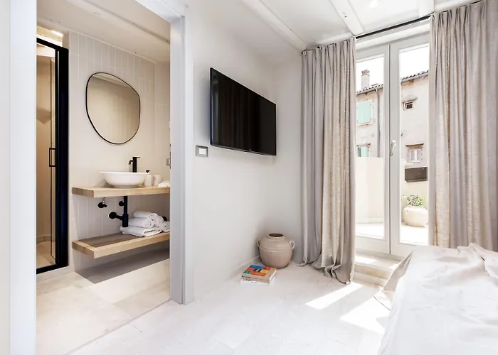 Calnova Διαμέρισμα *